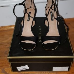 NEW Ava & Aiden Black Leather Lace Up Sandal